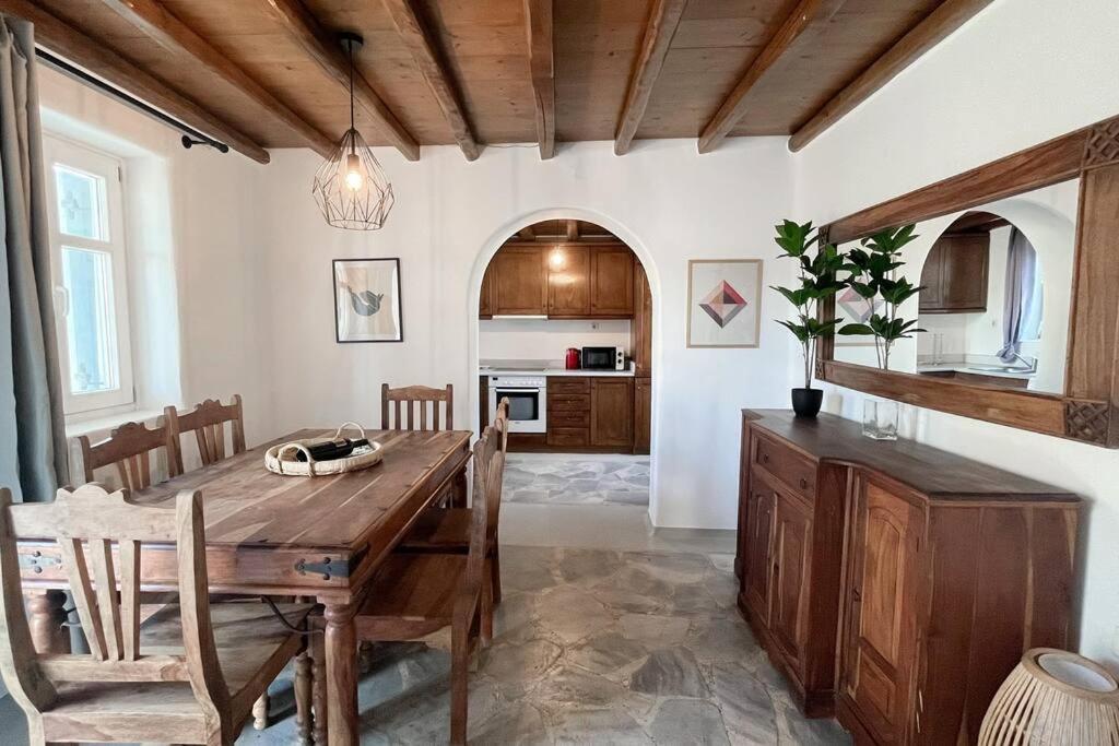 Apartment House In Pleiades Mykonos Town
